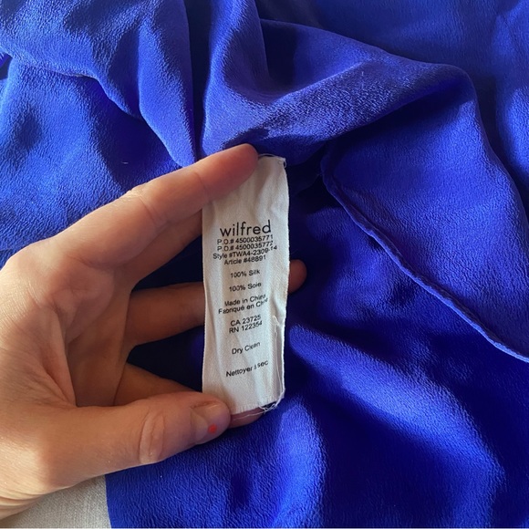 100% Silk Cobalt Blue Wilfred Aritzia Open Back Sleeveless Crew Neck Top - Picture 5 of 5